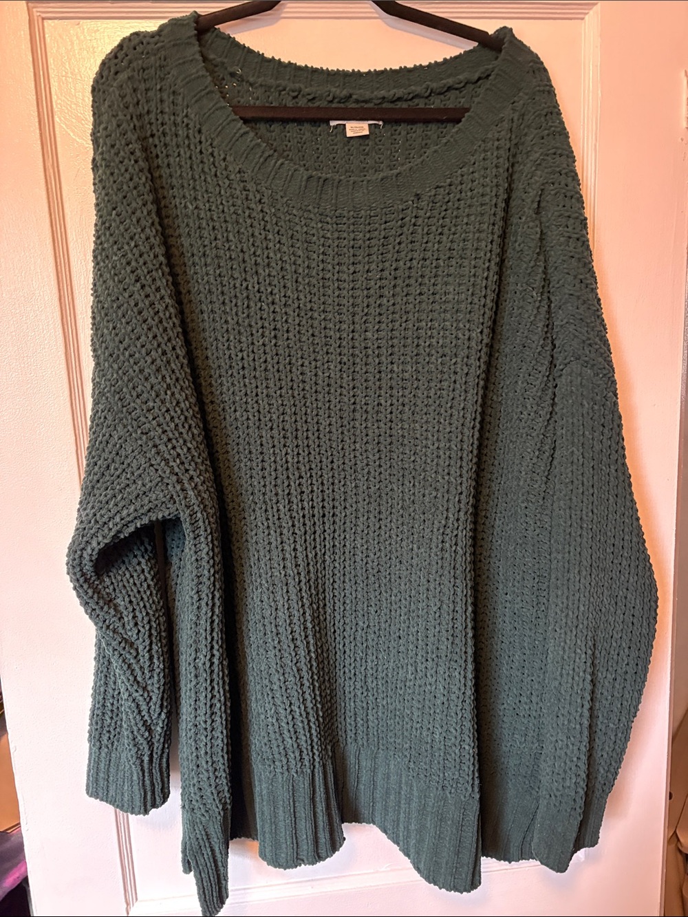 American Eagle Outfitters oversized Dark Green Waffle-Knit Crewneck Sweater